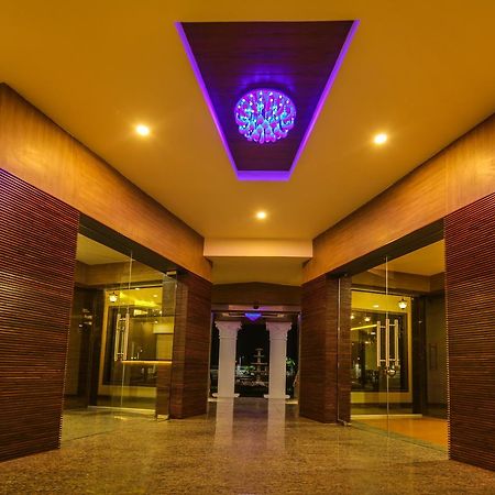 לקנאו Saubhagya Inn International מראה חיצוני תמונה