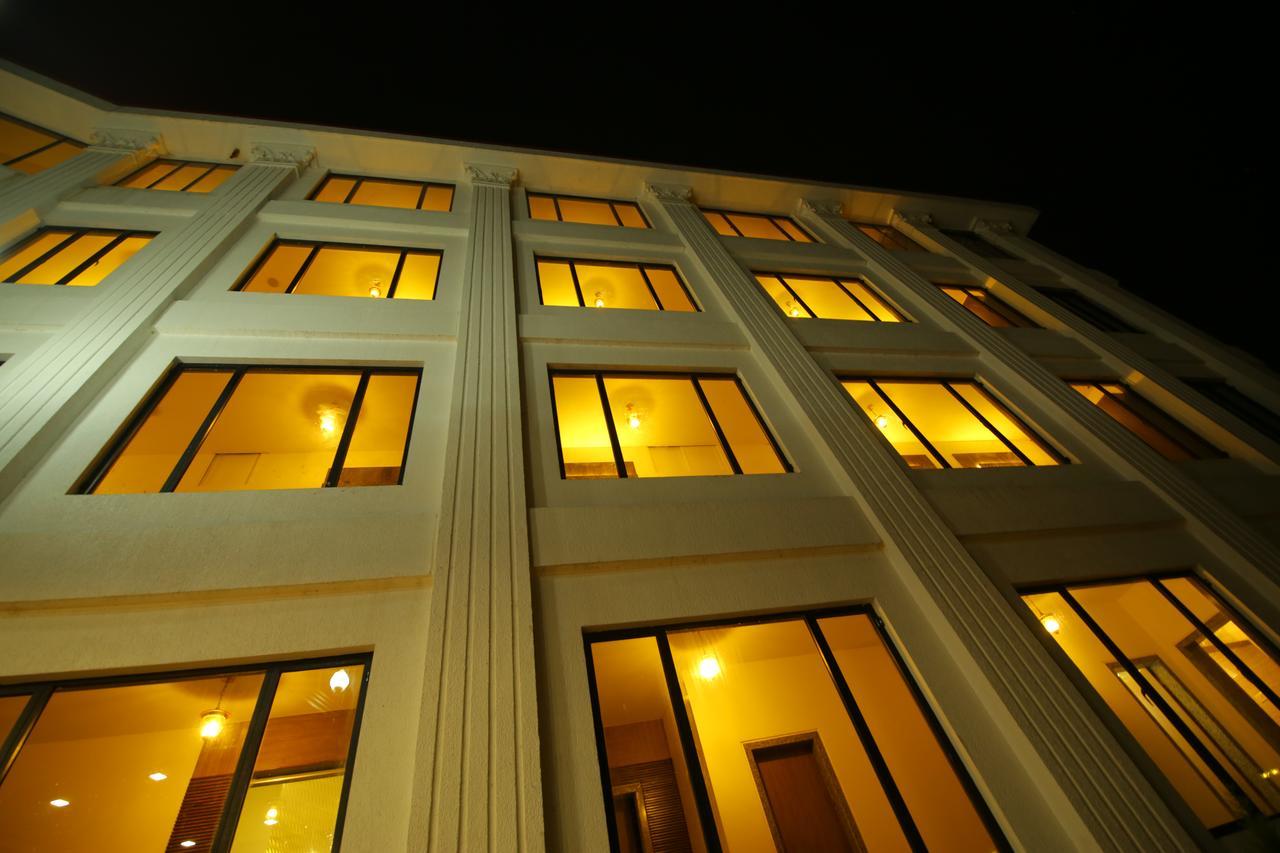 לקנאו Saubhagya Inn International מראה חיצוני תמונה