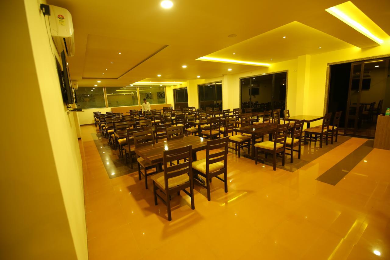 לקנאו Saubhagya Inn International מראה חיצוני תמונה