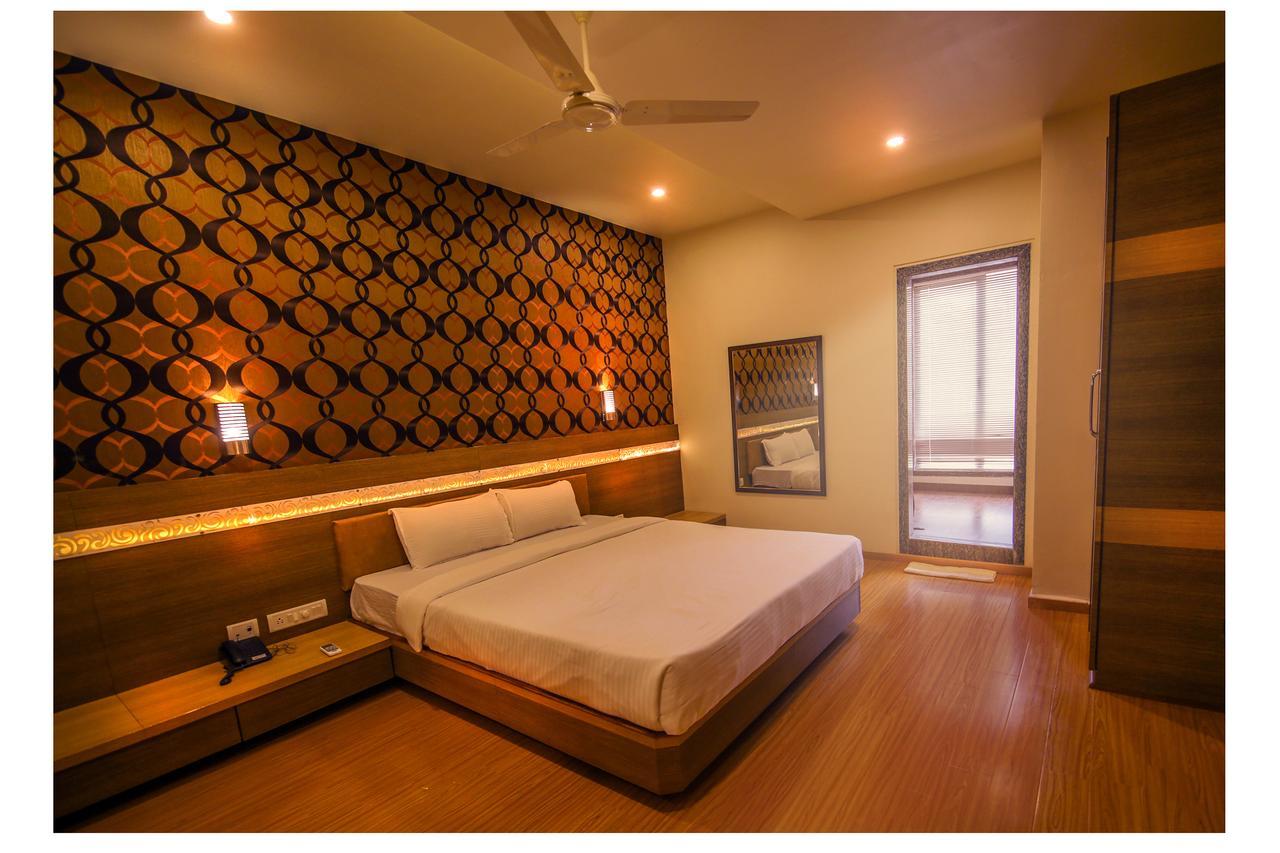 לקנאו Saubhagya Inn International מראה חיצוני תמונה
